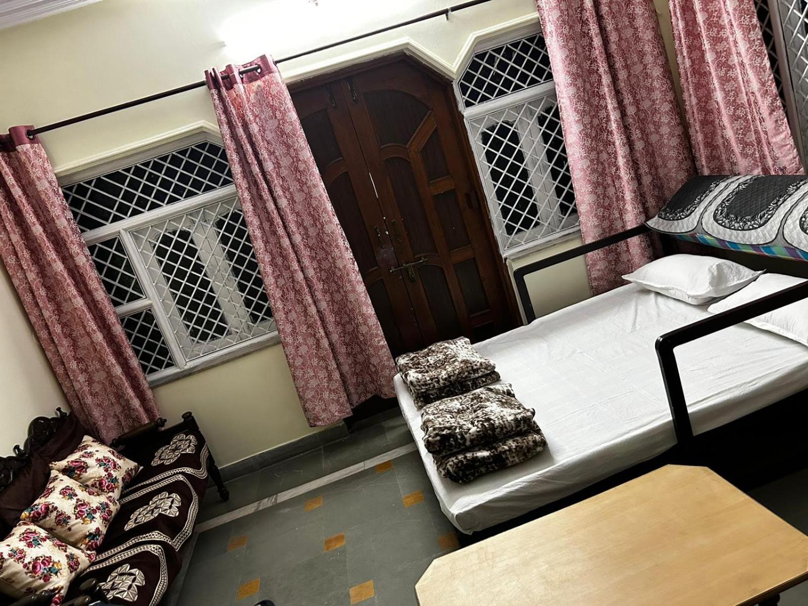 נאגפור Chandrajyoti Villa 2 Garden Facing. מראה חיצוני תמונה